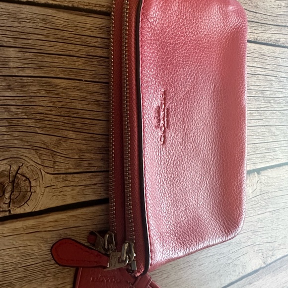 Coach Pink Pebbled Leather Double Wallet Wristlet - Picture 4 of 5